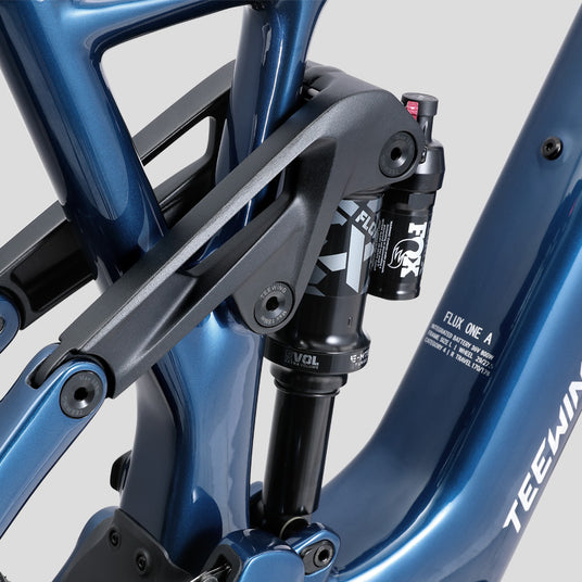 Teewing_Flux_One_A_high pivot REAR_suspension